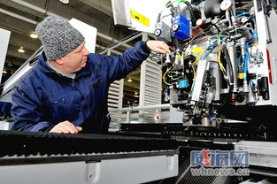 智能工厂建设忙，数码产品制造迎来新篇章